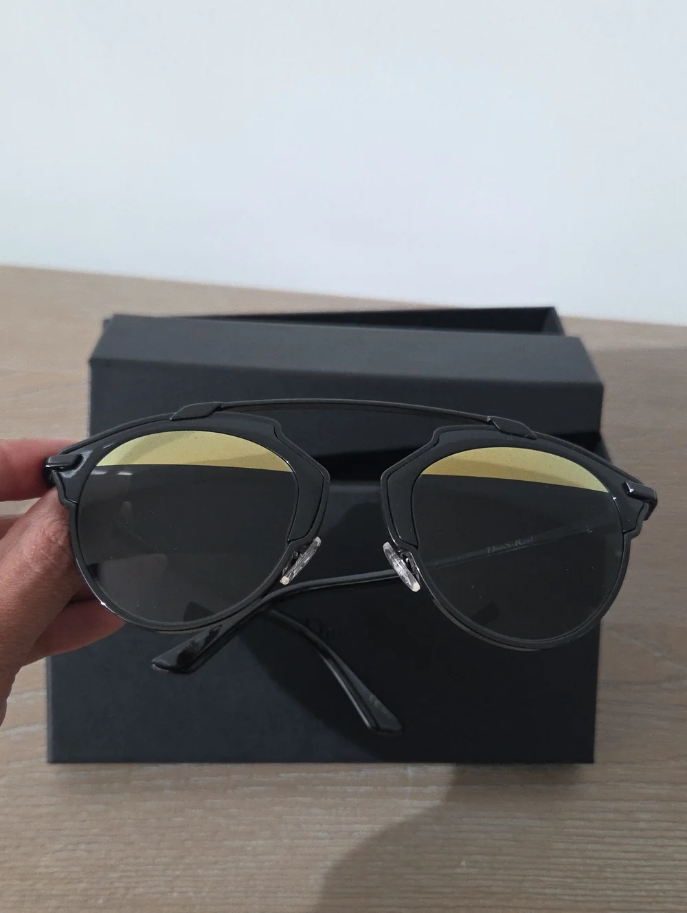 Dior SO REAL Sunglasses in GOLD - Picture 2 of 6